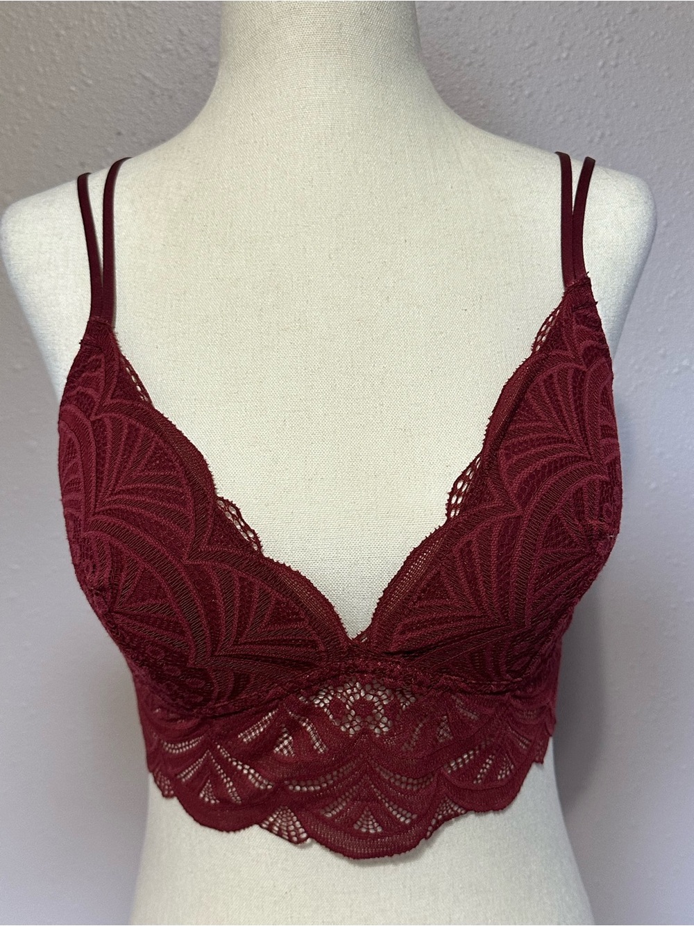 Auden Stretch Lightly Lined Bralette Bra Strappy Slip On Crimson Red Sz M